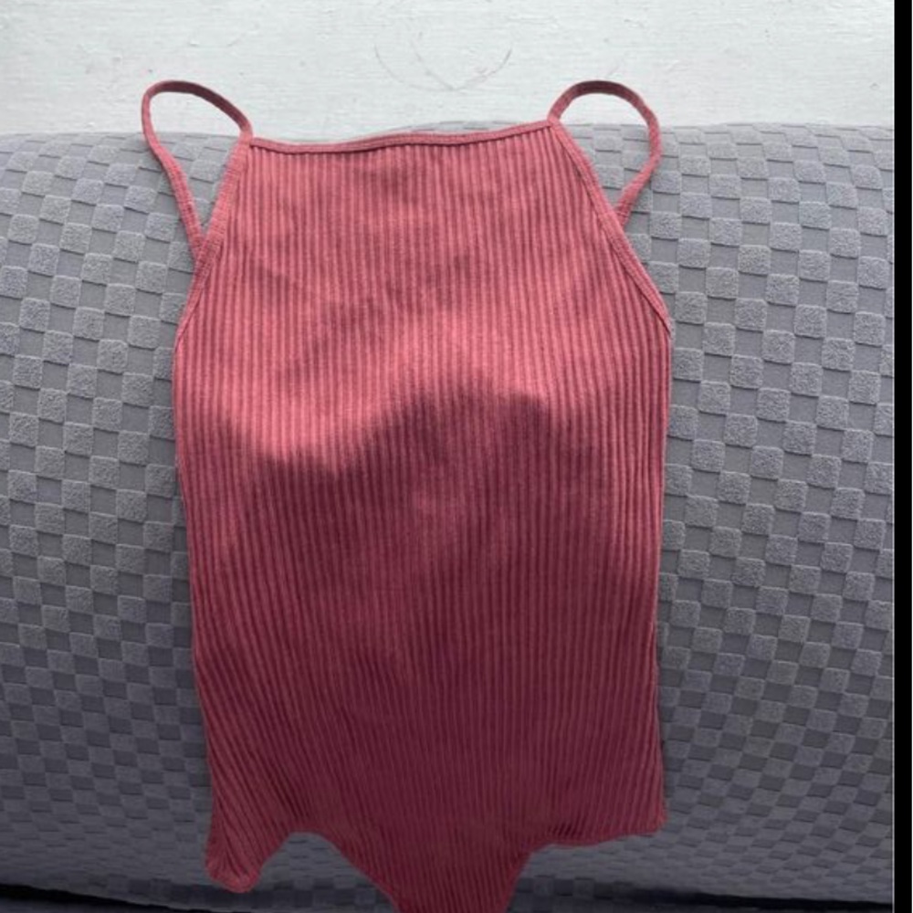 Body suit. Pink and open back